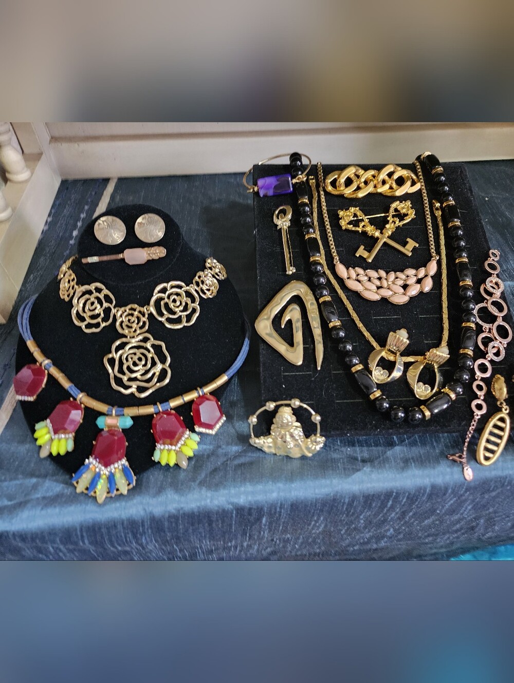Gold & Black Statement Necklace Set  Multicolor Jewelry Bundle Vintige Jar Lot